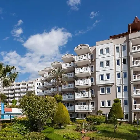 Pleasant Duplex With Shared Pool Near Beach In Alanya